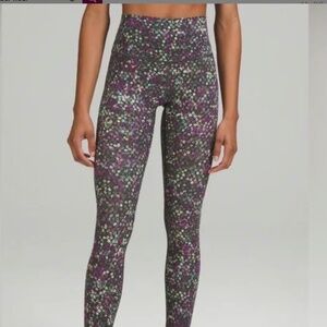 Lululemon Wunder Under High Rise Tight 28" Luxtreme 28 in leggings Fleur Motion